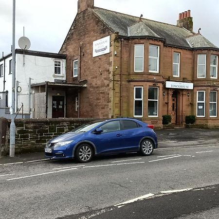 The Townhouse Accommodation Dumfries Exterior photo