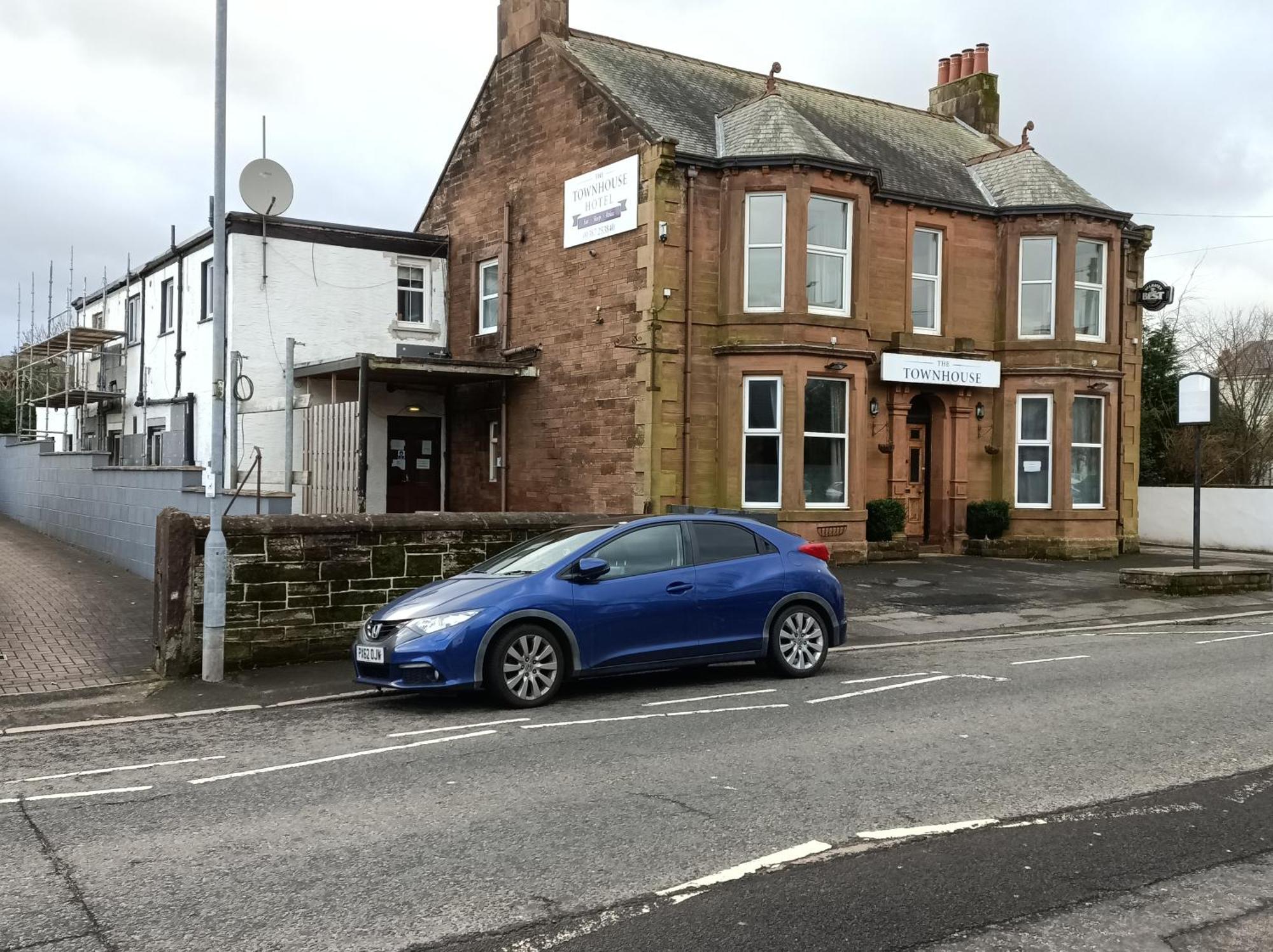 The Townhouse Accommodation Dumfries Exterior photo