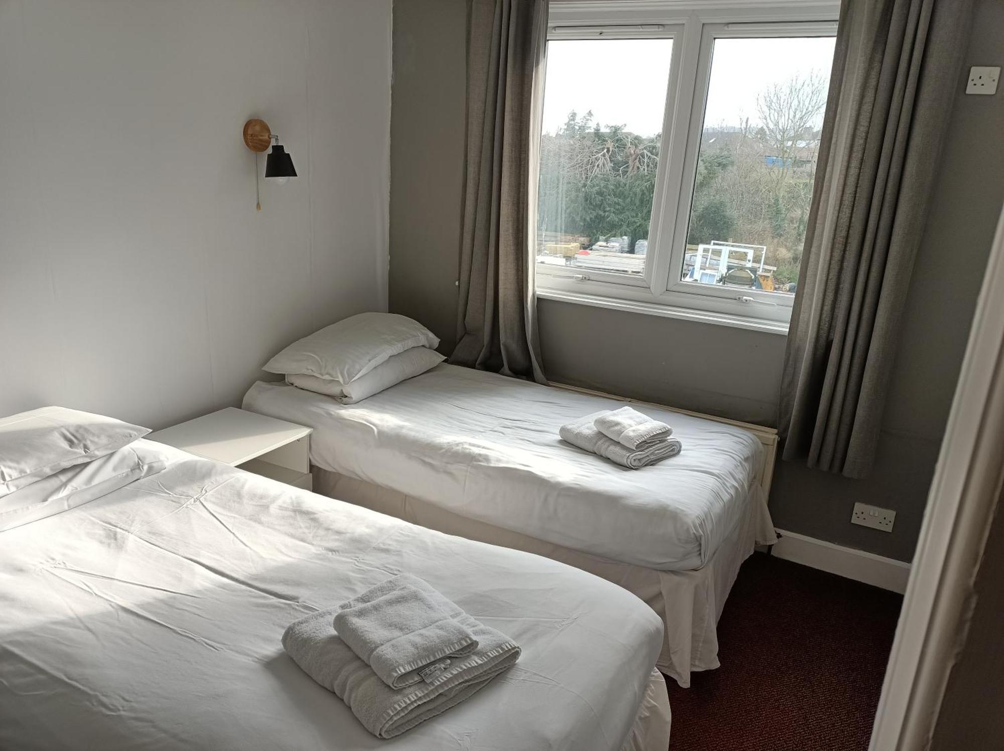 The Townhouse Accommodation Dumfries Exterior photo
